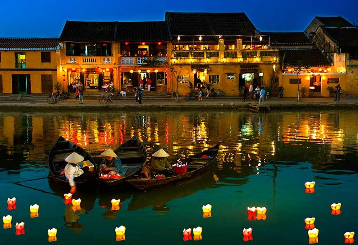 Connection.location_hoian_title